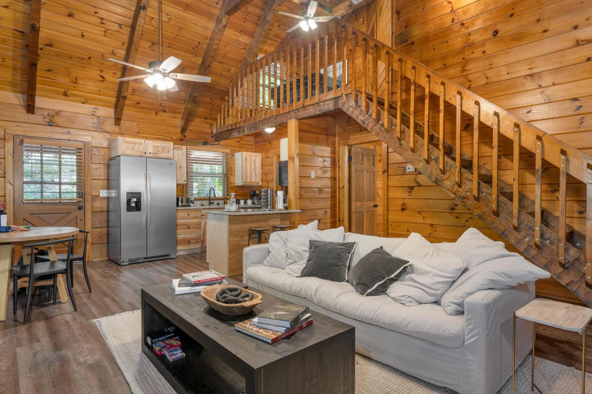 Dudley IV By Avantstay Cosy Cabin W Hot Tub Sweeping Views Pigeon Forge Exterior photo